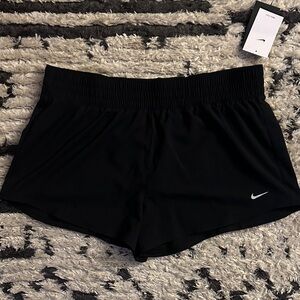NWT Nike Women’s Dri Fit Black Loose Fit Athletic Shorts sz XL
